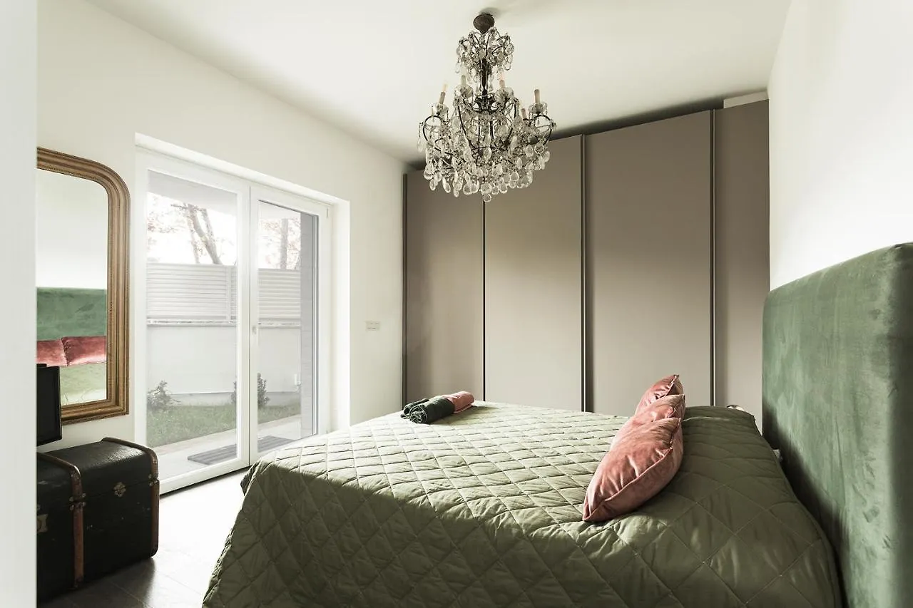 Stylish Flat With Garden Apartment Rome