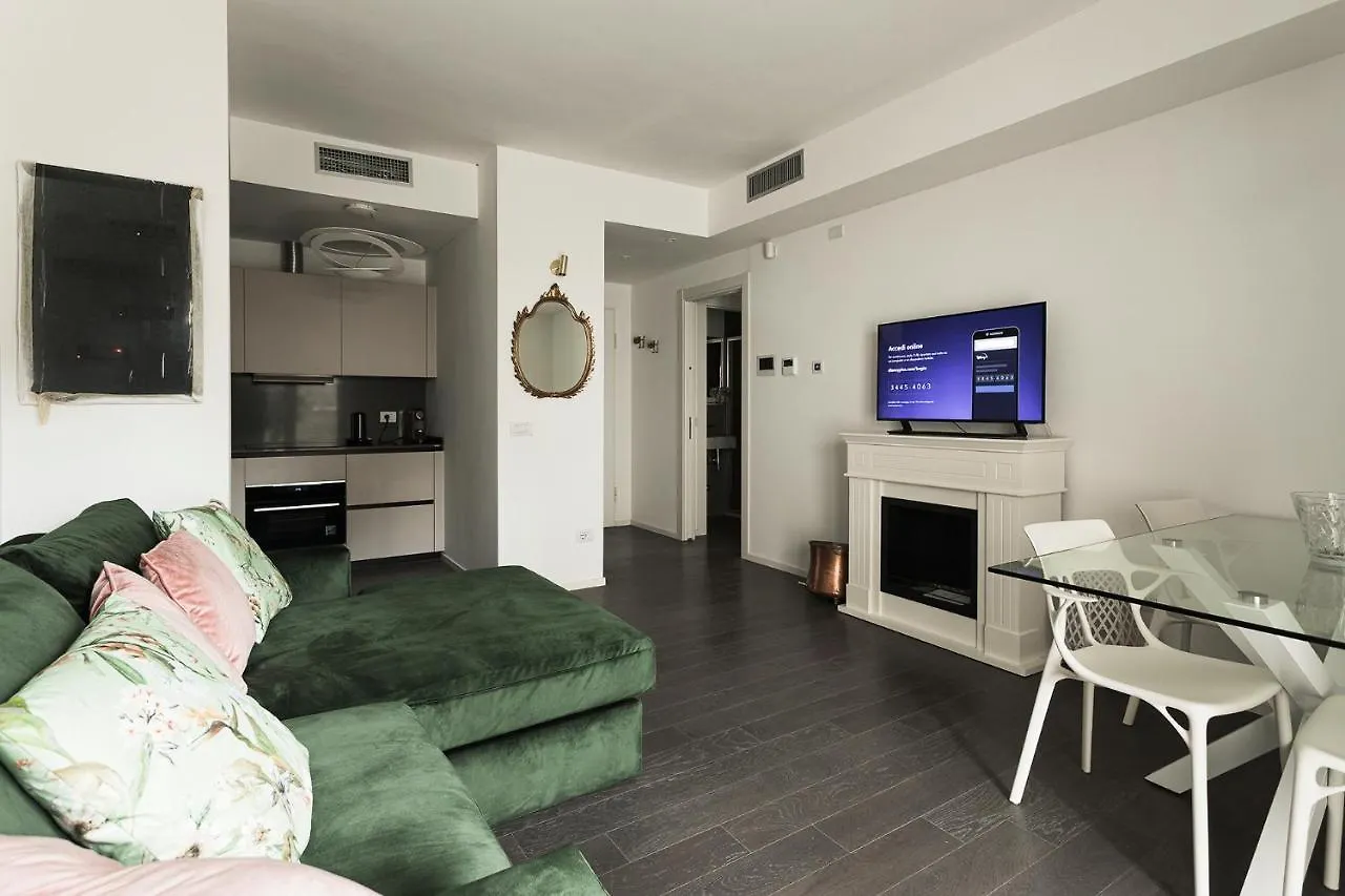 Stylish Flat With Garden Apartment Rome